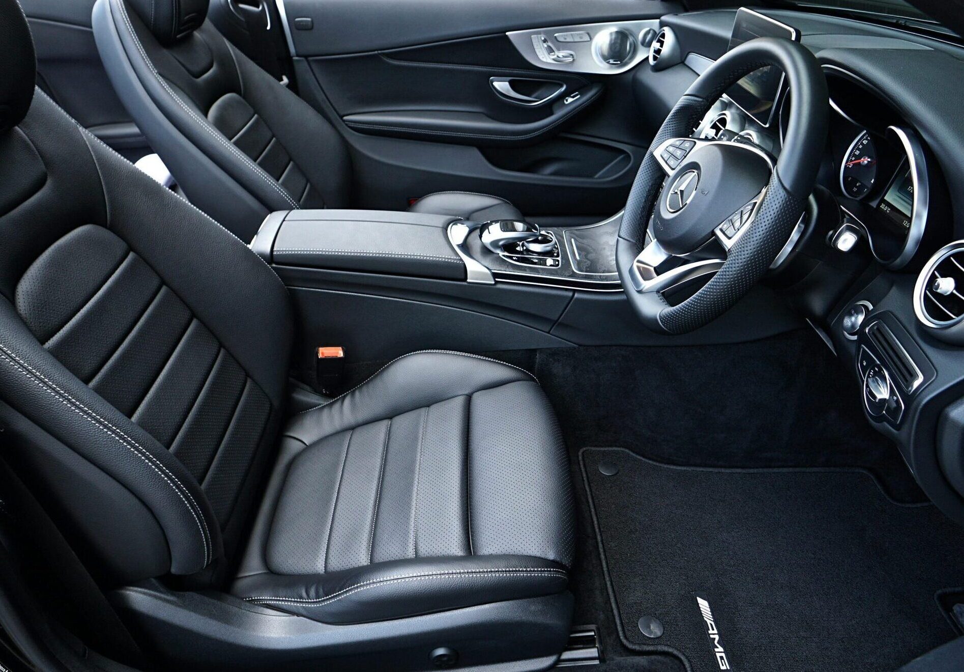 pexels-mikebirdy-1104768